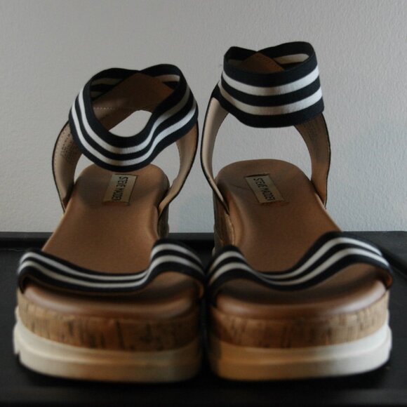 Steve Madden Shoes - Steve Madden Tan Sandals